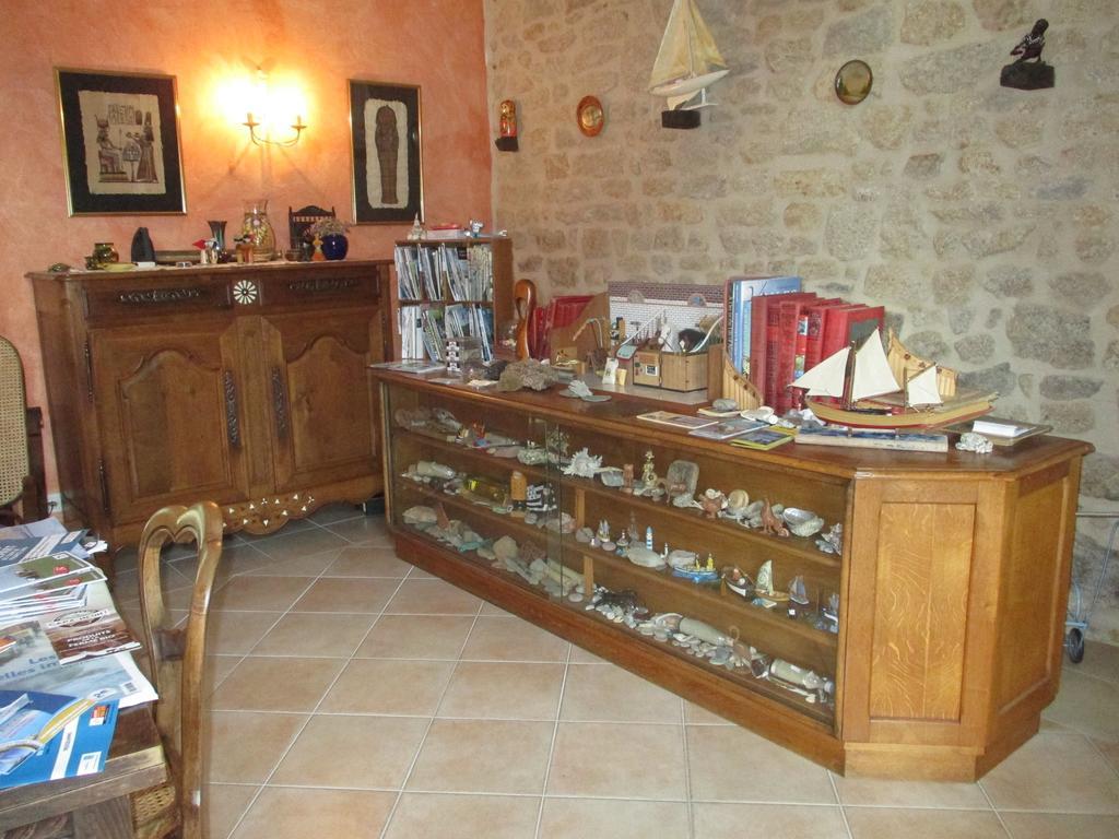 Les Sources Bed and Breakfast Poilley  Εξωτερικό φωτογραφία