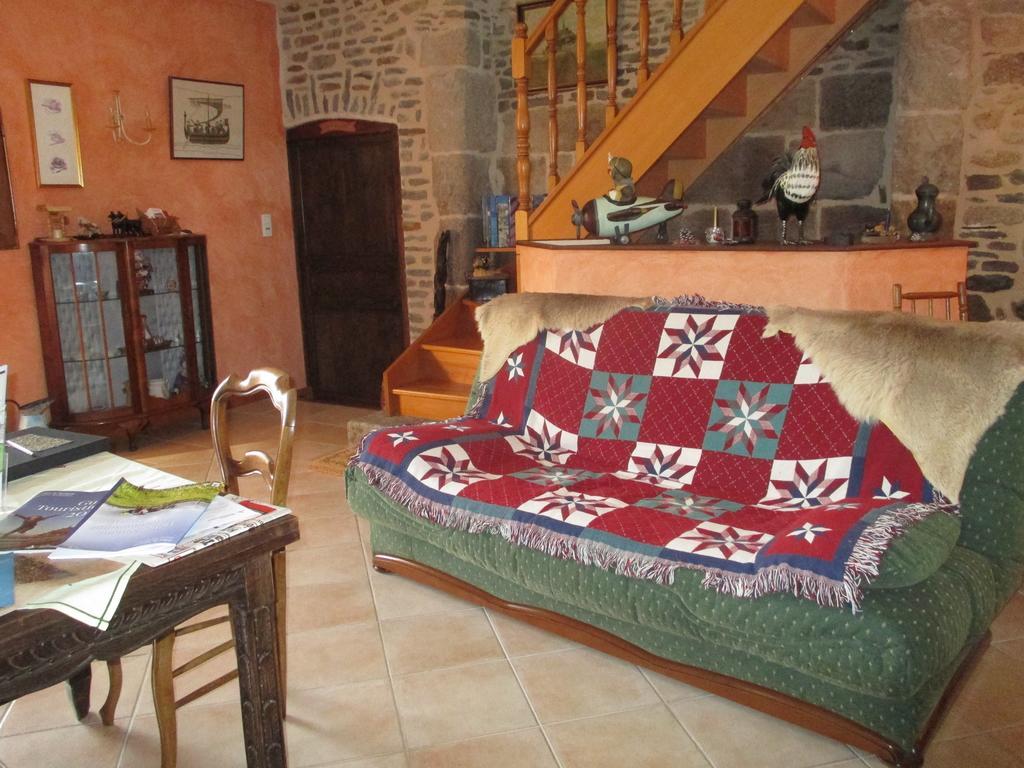 Les Sources Bed and Breakfast Poilley  Εξωτερικό φωτογραφία