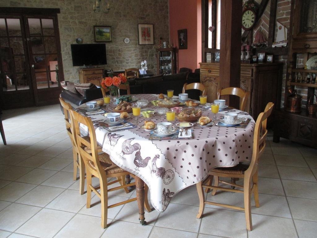 Les Sources Bed and Breakfast Poilley  Εξωτερικό φωτογραφία
